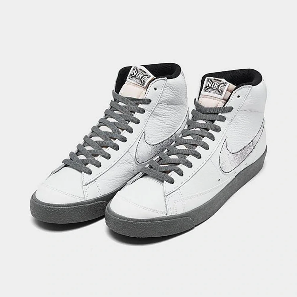 Sz 11 NIKE BLAZER MID '77 SE 50 YEARS OF HIP HOP CASUAL SHOES